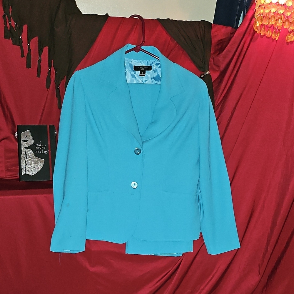 Needs Some Help! Surreal Women's Blue Blazer And Pant Suit(Complete With Stains)